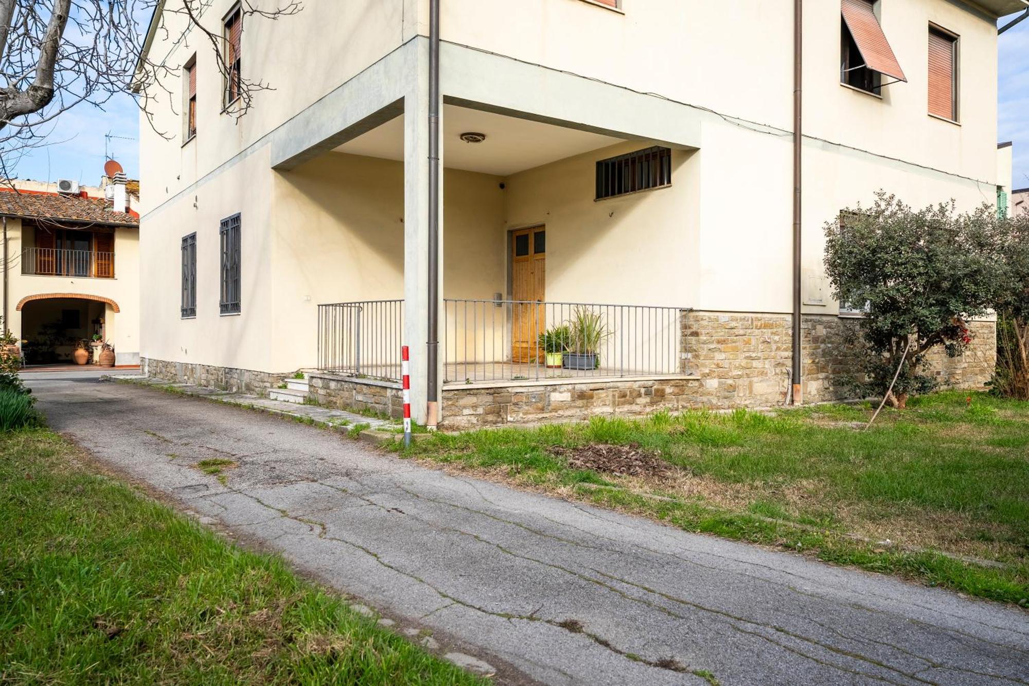 Airport A 15 Min Centro Storico Con Parcheggio Gratuito Apartment